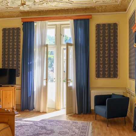 Hotel Heluan à Karlovy Vary Extérieur photo