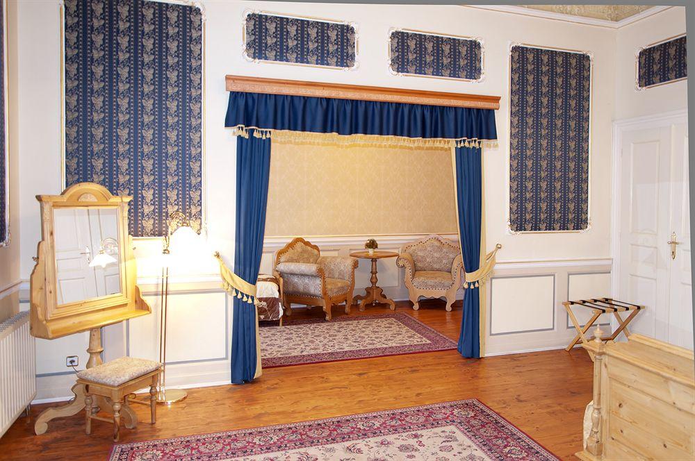 Hotel Heluan à Karlovy Vary Extérieur photo