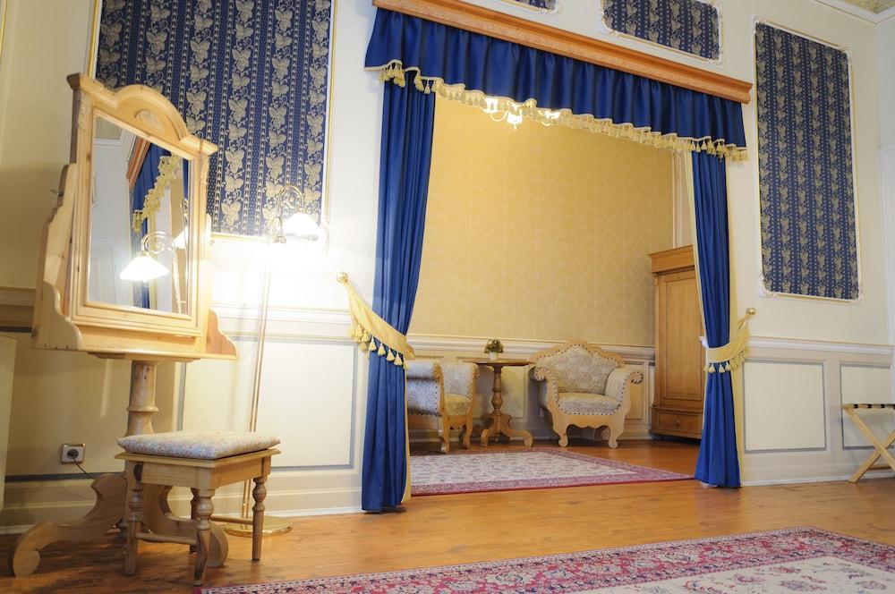 Hotel Heluan à Karlovy Vary Extérieur photo