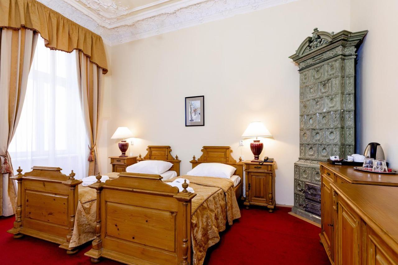Hotel Heluan à Karlovy Vary Extérieur photo
