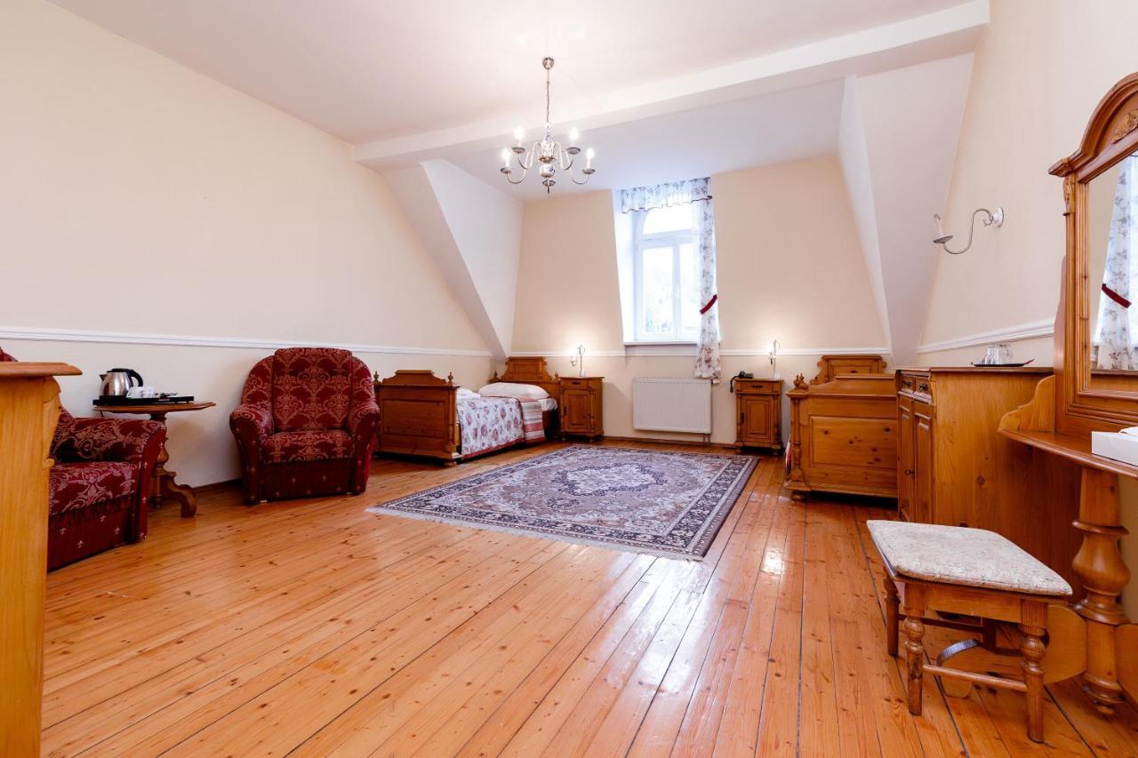 Hotel Heluan à Karlovy Vary Extérieur photo